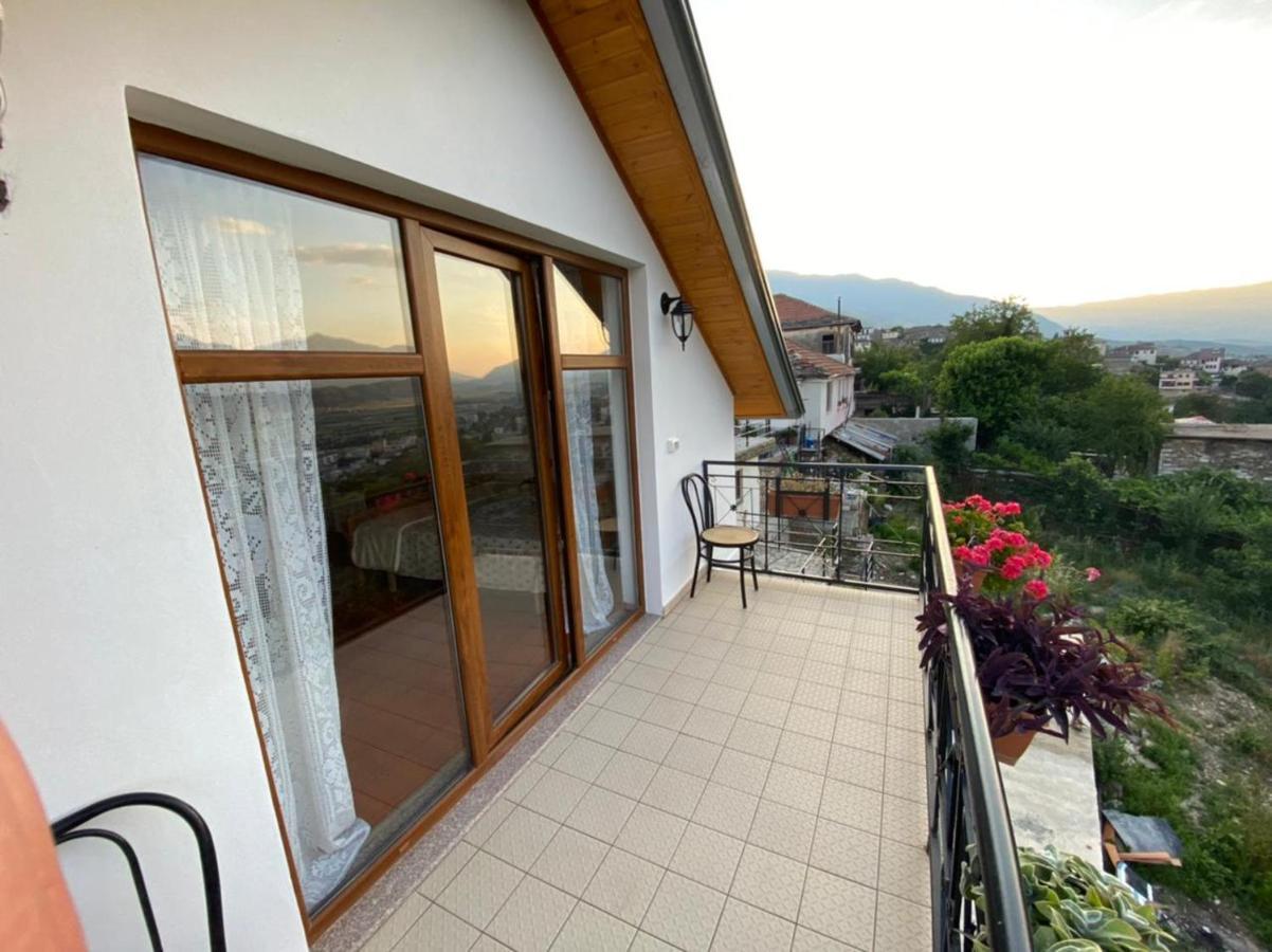 Bixhaku Guesthouse Αργυρόκαστρο Εξωτερικό φωτογραφία