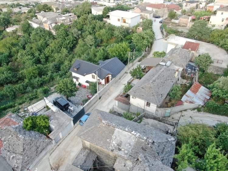 Bixhaku Guesthouse Αργυρόκαστρο Εξωτερικό φωτογραφία