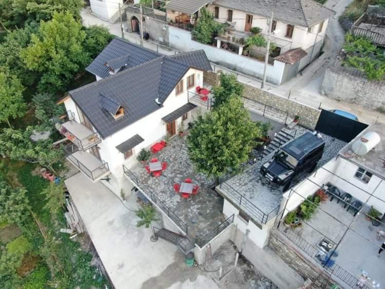 Bixhaku Guesthouse Αργυρόκαστρο Εξωτερικό φωτογραφία