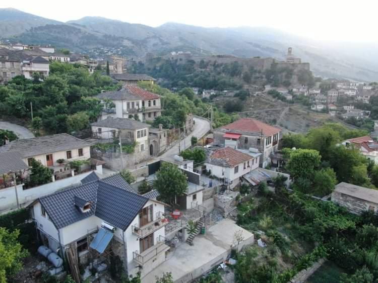 Bixhaku Guesthouse Αργυρόκαστρο Εξωτερικό φωτογραφία