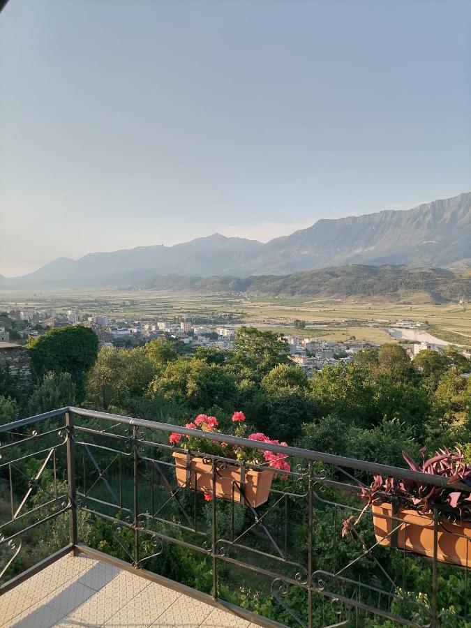 Bixhaku Guesthouse Αργυρόκαστρο Εξωτερικό φωτογραφία