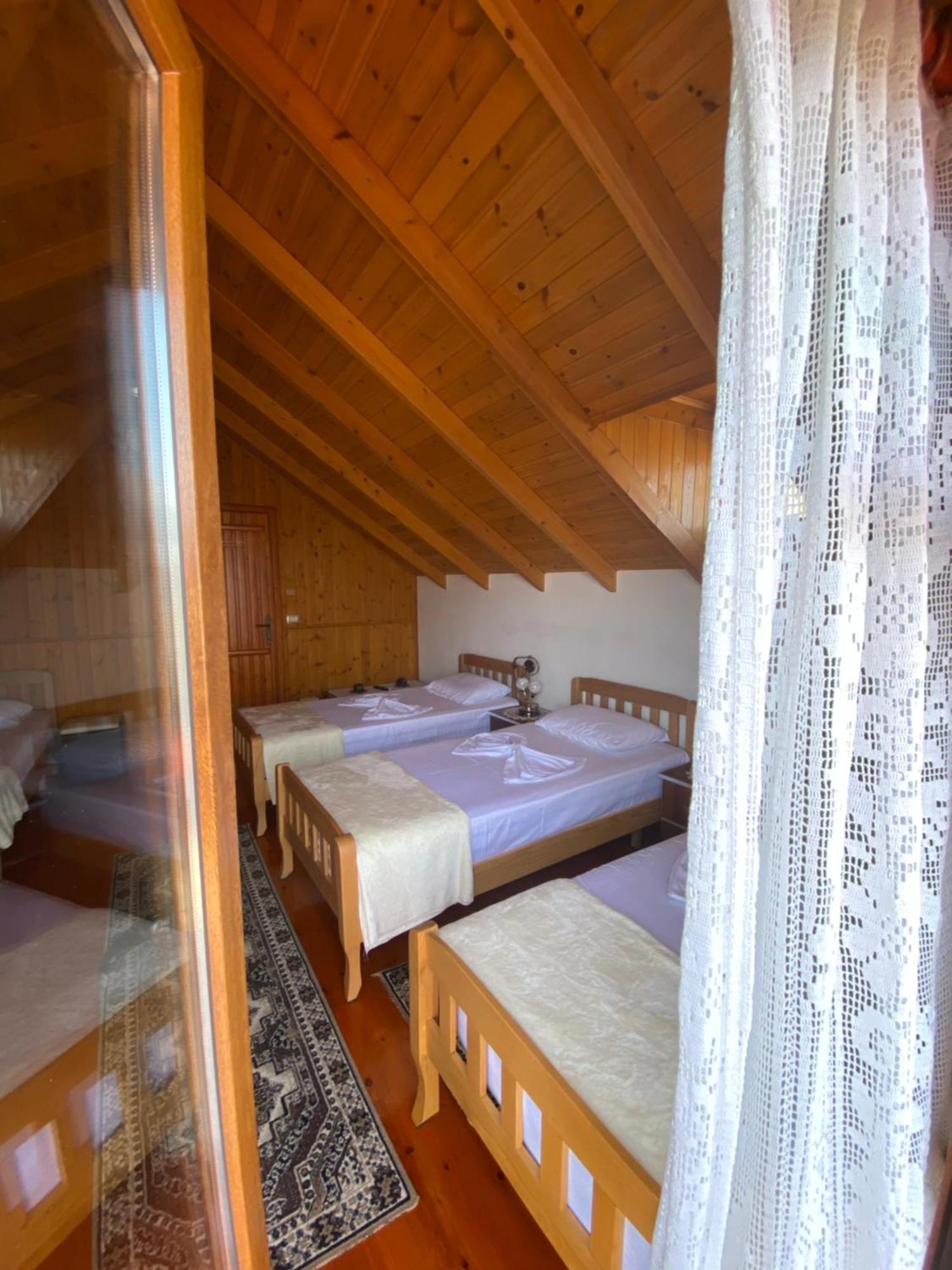 Bixhaku Guesthouse Αργυρόκαστρο Εξωτερικό φωτογραφία