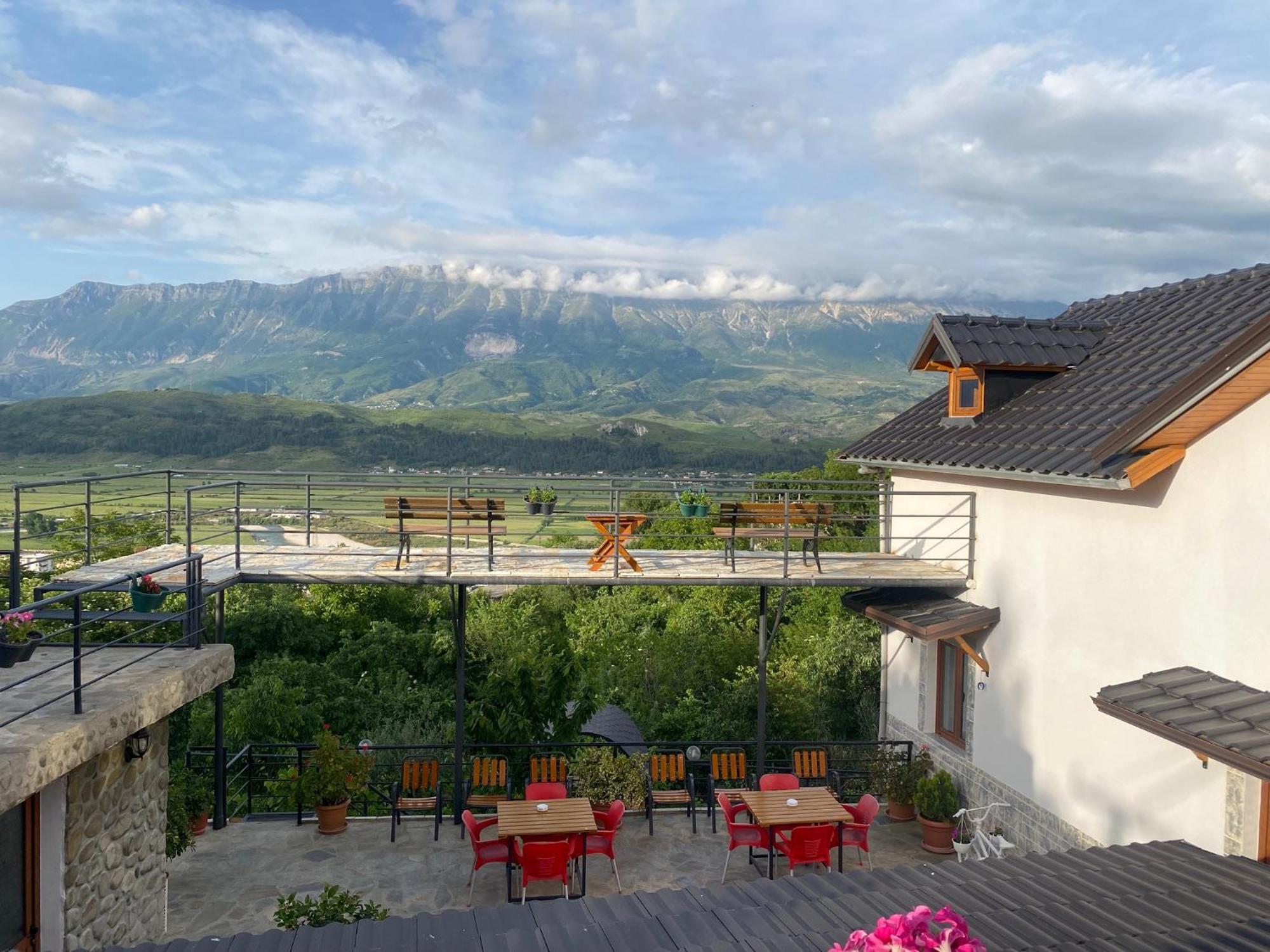 Bixhaku Guesthouse Αργυρόκαστρο Εξωτερικό φωτογραφία