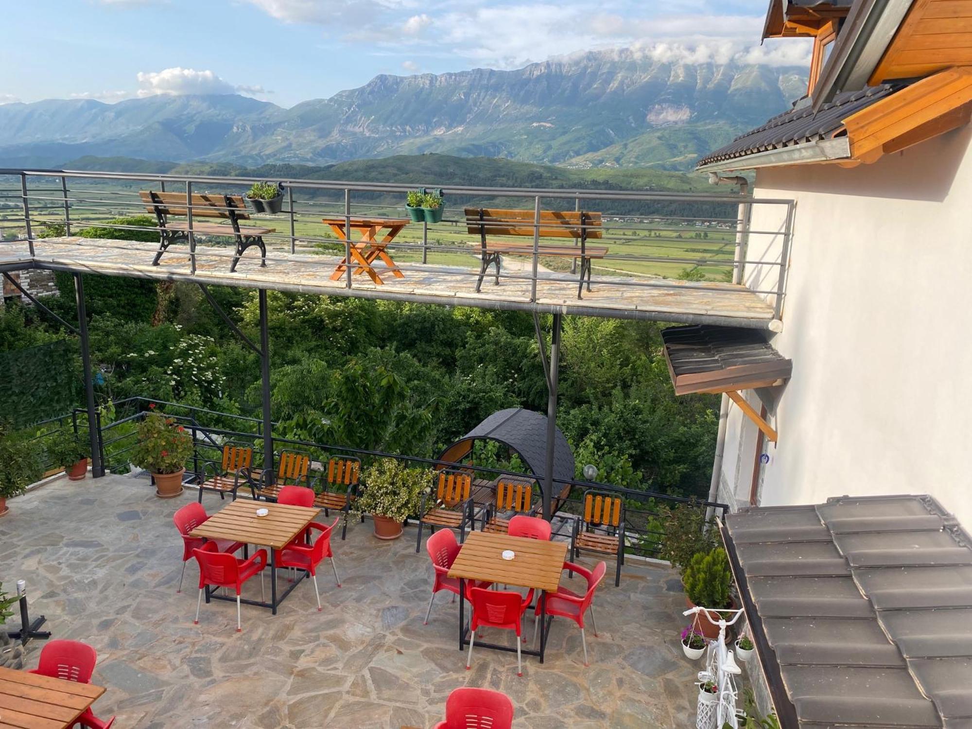 Bixhaku Guesthouse Αργυρόκαστρο Εξωτερικό φωτογραφία
