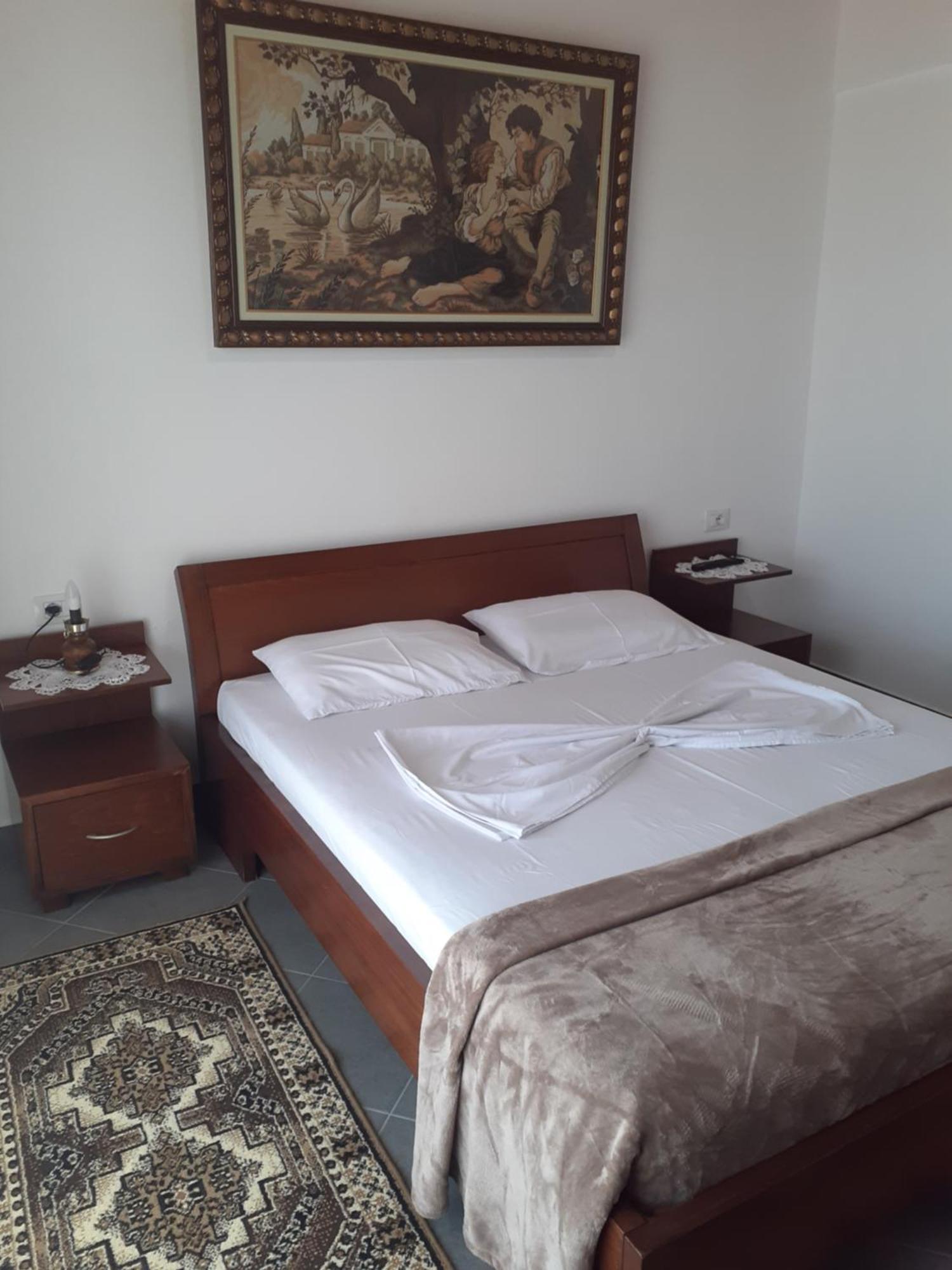 Bixhaku Guesthouse Αργυρόκαστρο Δωμάτιο φωτογραφία